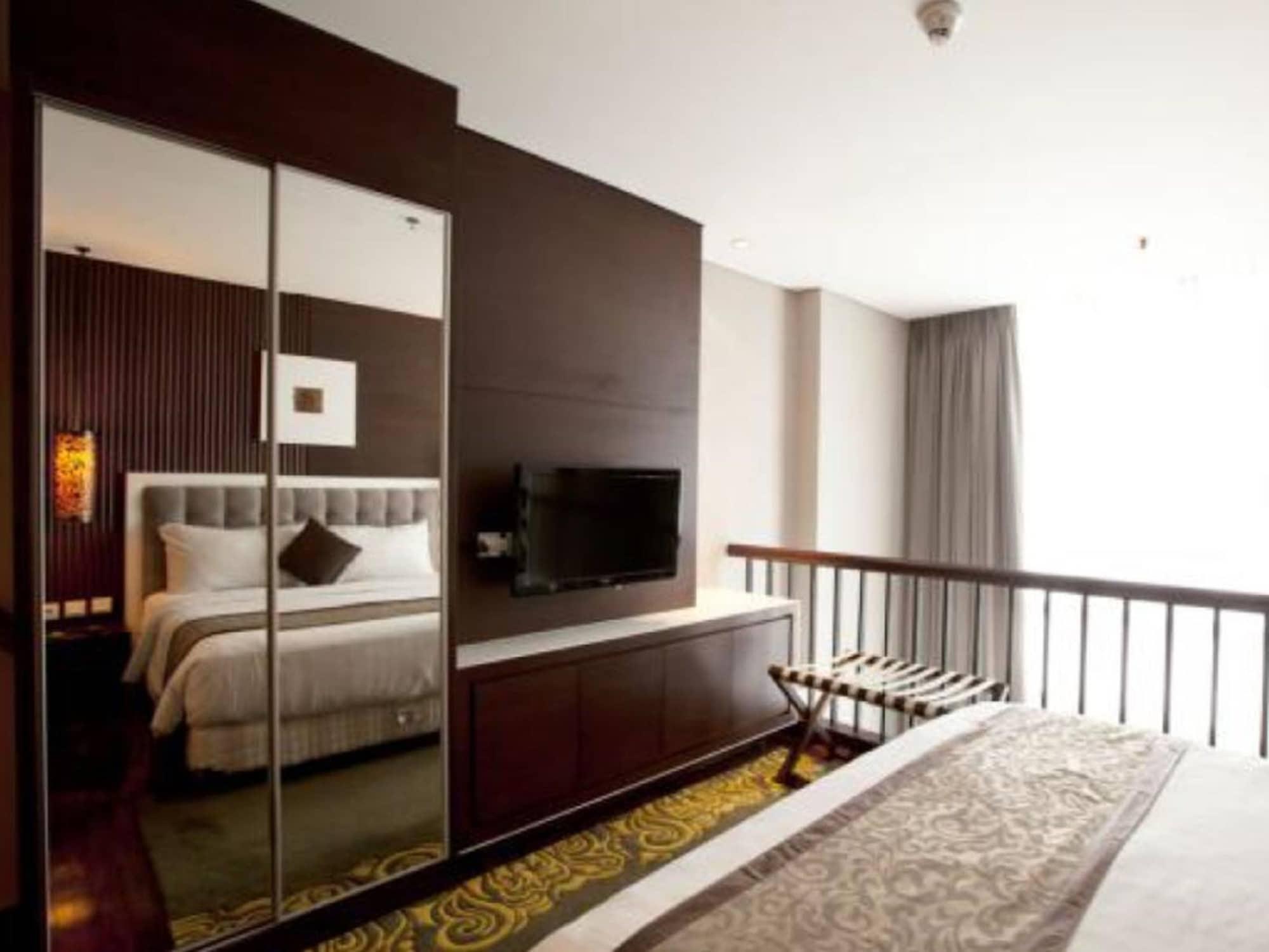 ° EL HOTEL ROYALE BANDUNG 4* (Indonesia) - dari IDR 825396 | HOTELMIX